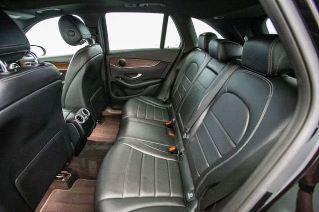 Used 2020 Mercedes-Benz GLC 300 4MATIC w/ Parking Assistance Package image 24