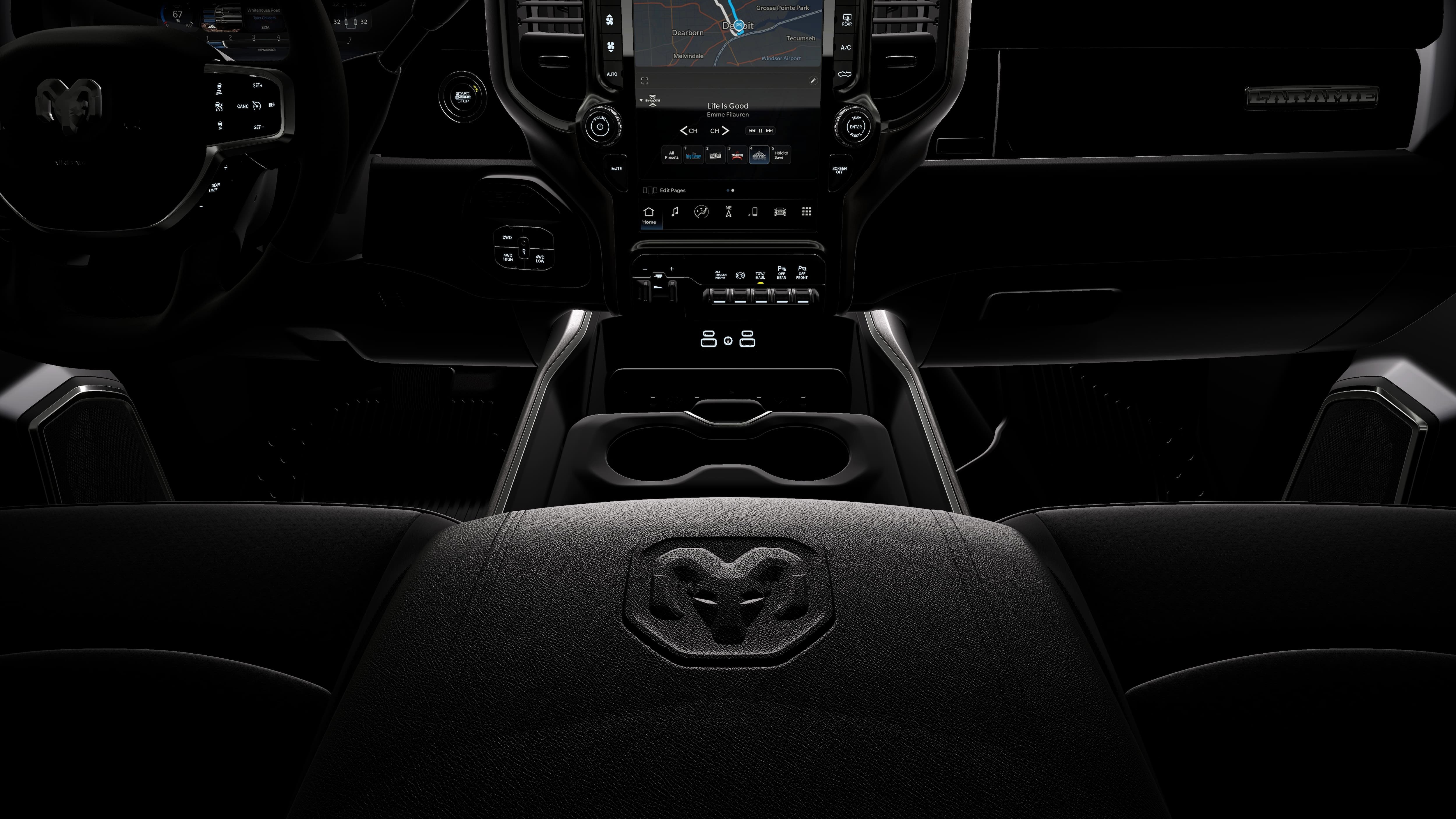 New 2026 RAM 3500 Laramie AWD/4WD image 17