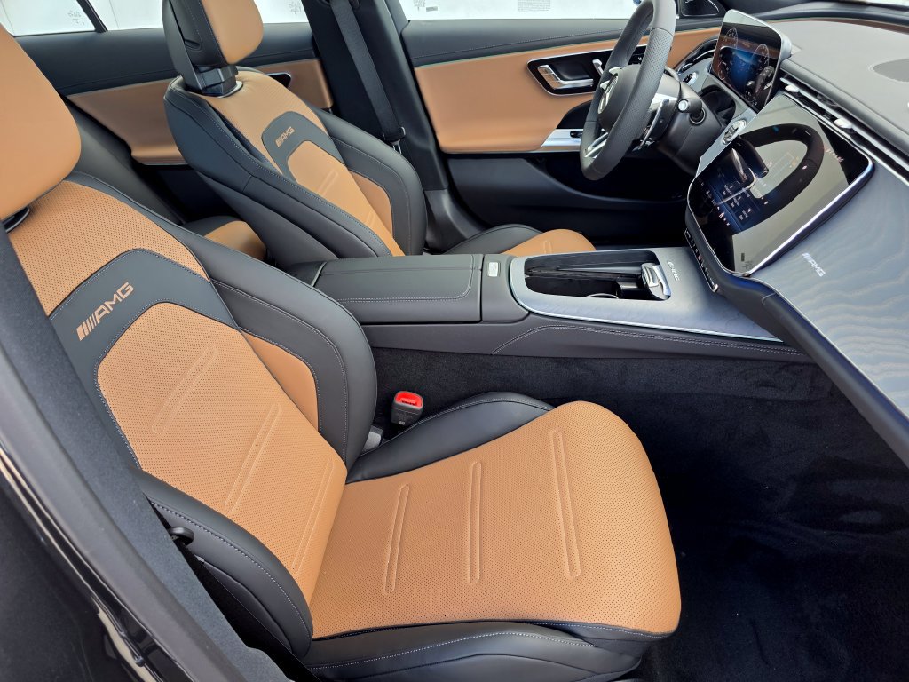 New 2026 Mercedes-Benz E 53 AMG e 4MATIC Sedan image 19
