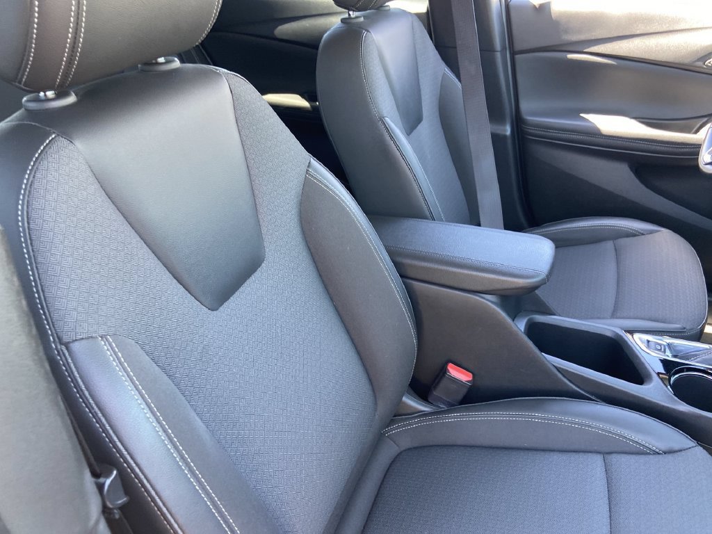 Used 2024 Buick Encore GX Preferred FWD image 23