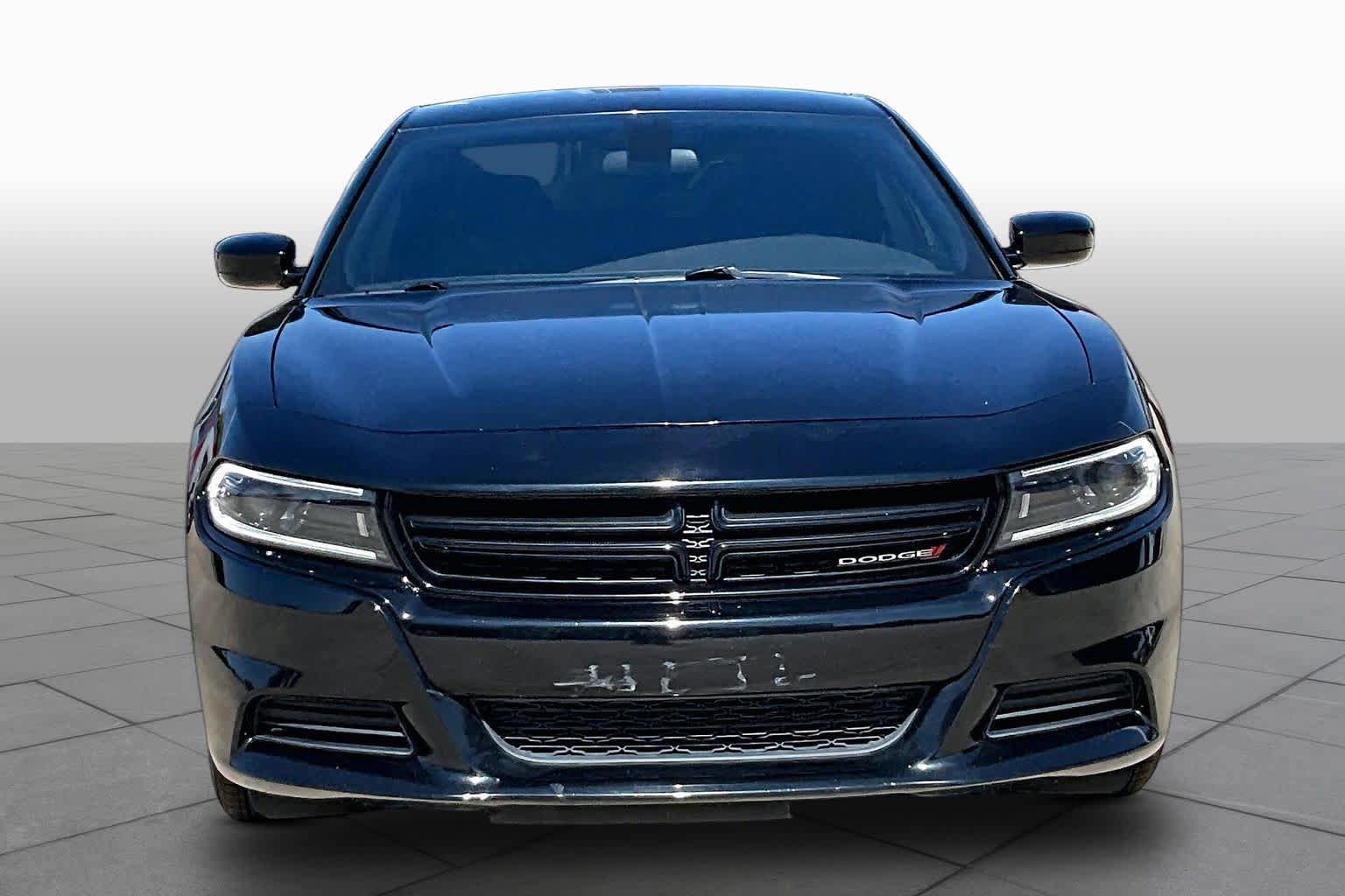 Used 2022 Dodge Charger SXT RWD image 5
