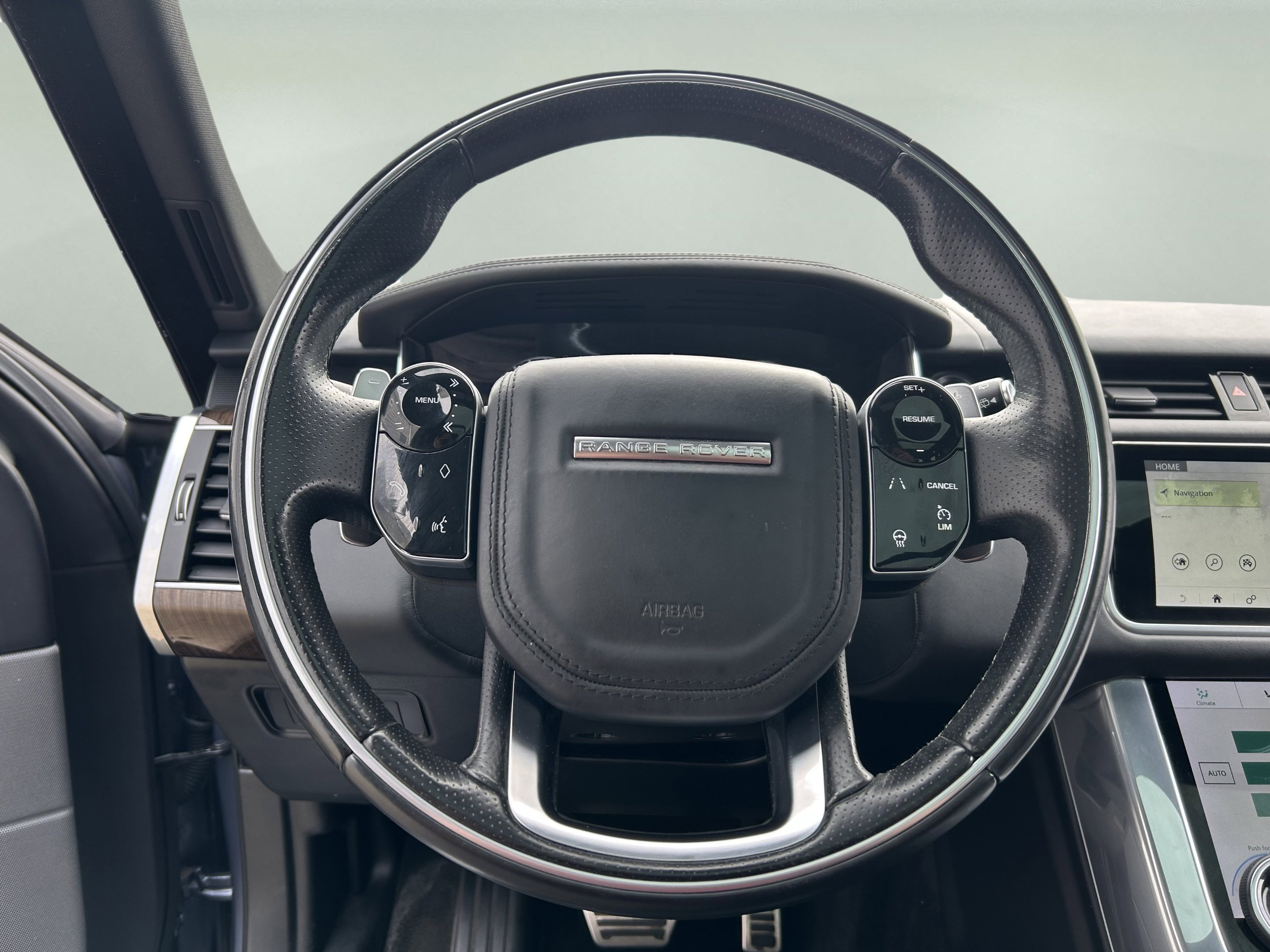 Used 2019 Land Rover Range Rover Sport HSE Dynamic image 8