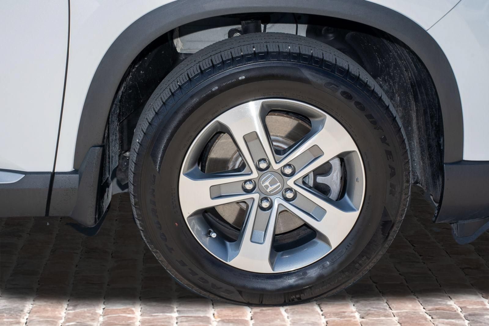 Certified 2025 Honda Pilot EX-L image 44