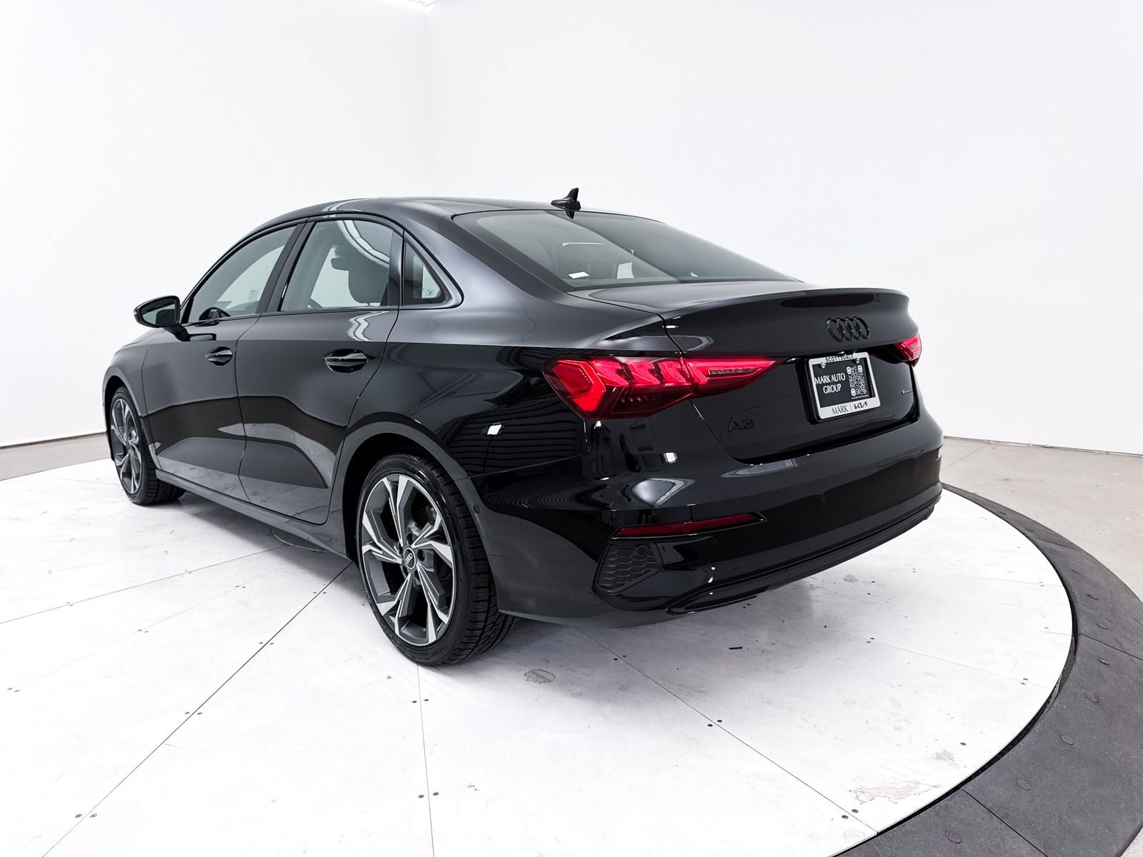 Used 2023 Audi A3 2.0T Premium Plus w/ Premium Plus Package AWD/4WD image 16