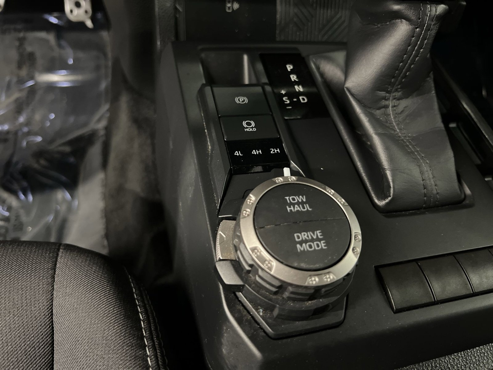 Used 2024 Toyota Tacoma TRD Sport w/ TRD Sport Upgrade Package image 25