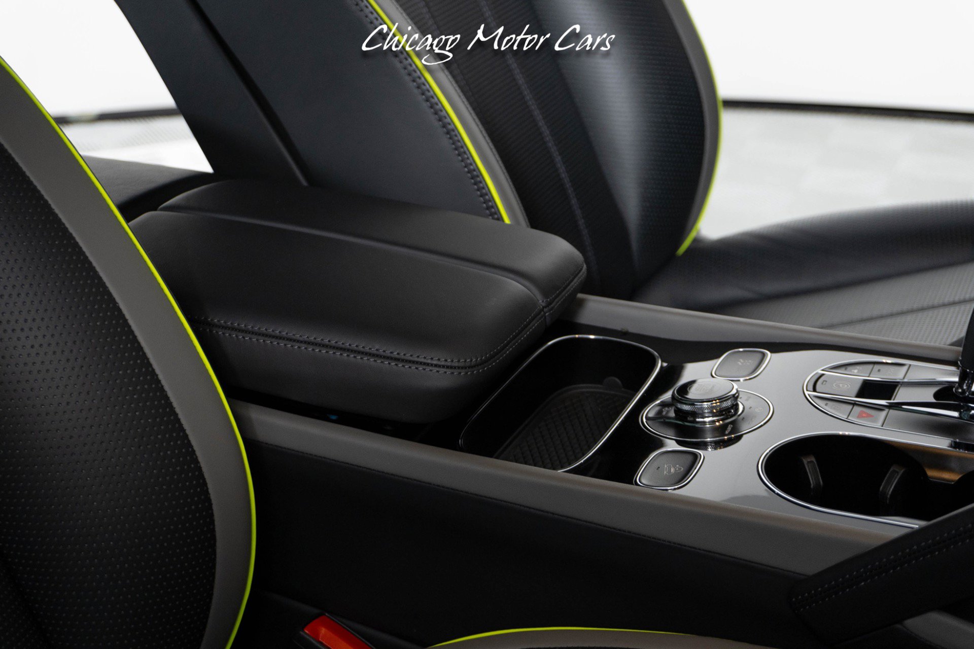 Used 2023 Bentley Bentayga Extended Wheelbase image 39