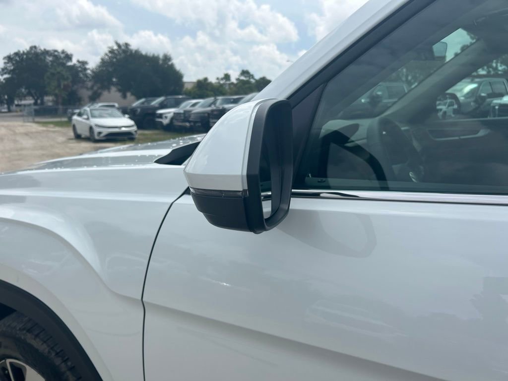 New 2026 Volkswagen Atlas SE image 24