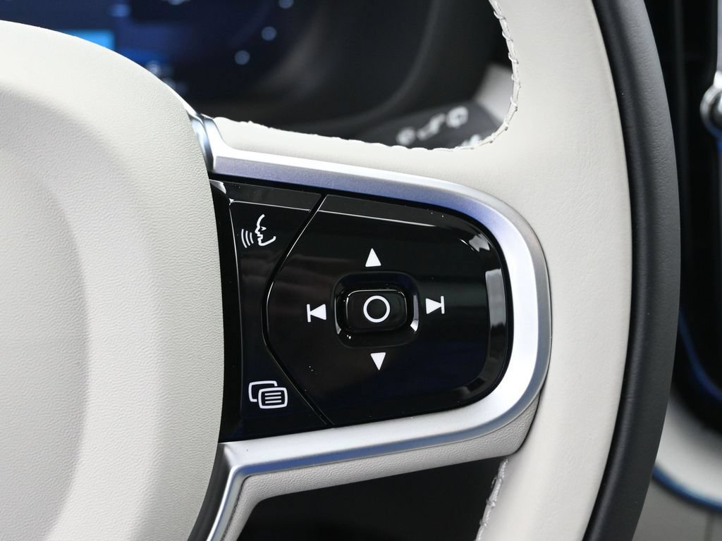 New 2026 Volvo XC60 T8 Ultra w/ Protection Package Premier AWD/4WD image 10