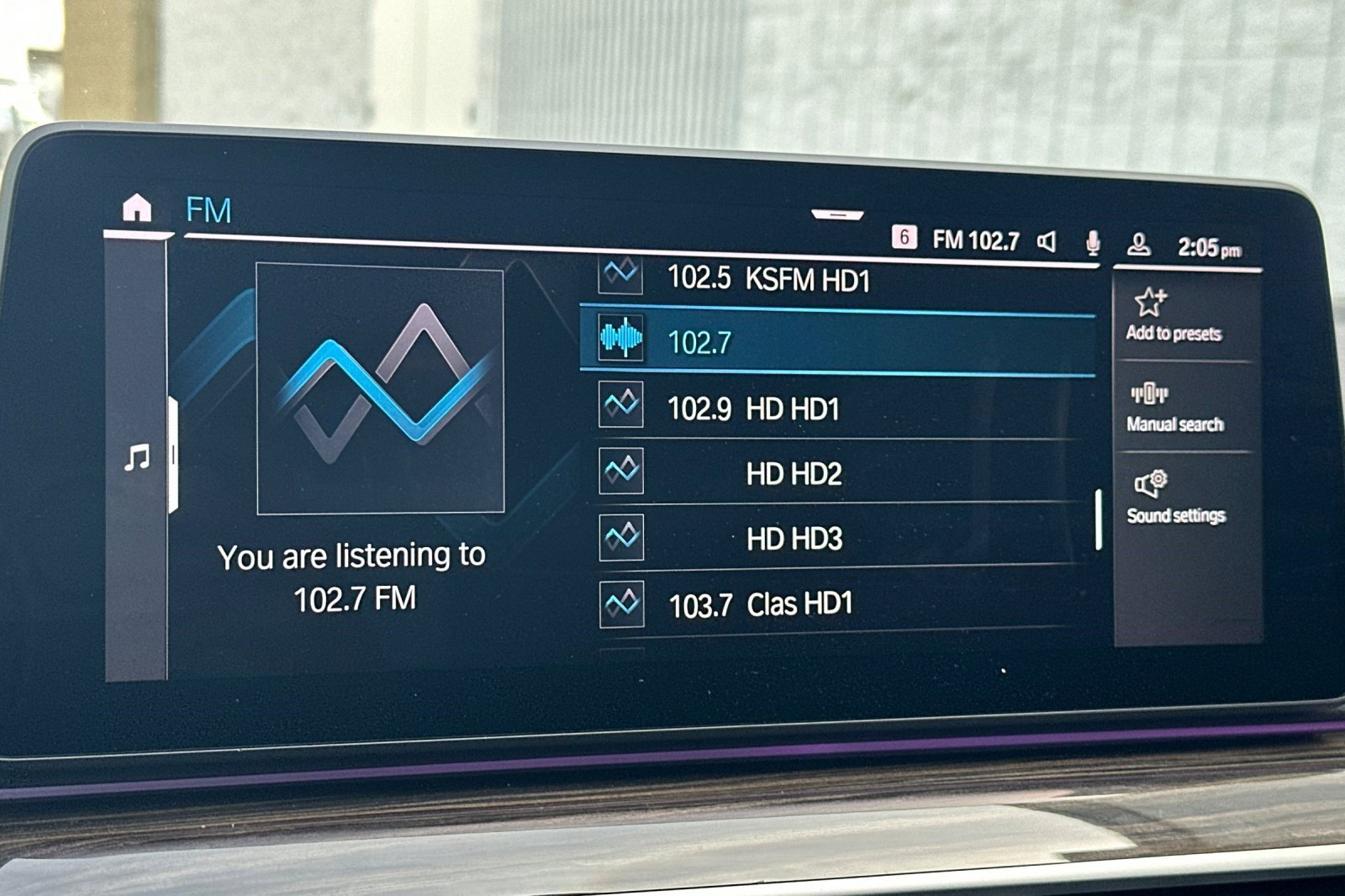 Certified 2023 BMW 530e w/ Convenience Package image 23