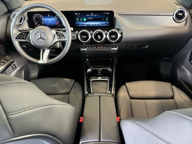 Used 2025 Mercedes-Benz GLA 250 image 26