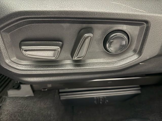 Used 2024 Toyota Tundra Limited image 28