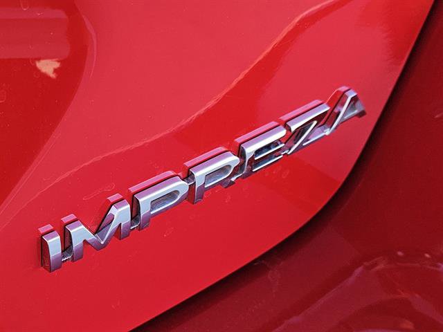 Certified 2025 Subaru Impreza 2.0i image 8