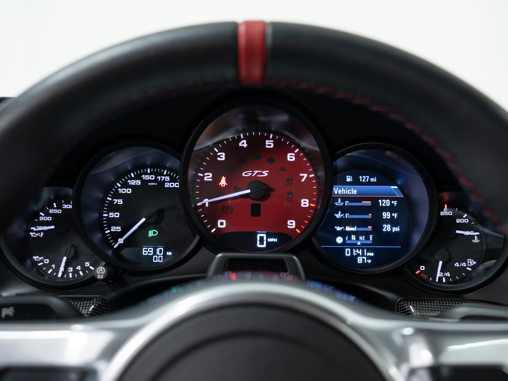Certified 2016 Porsche 911 Carrera GTS RWD image 28