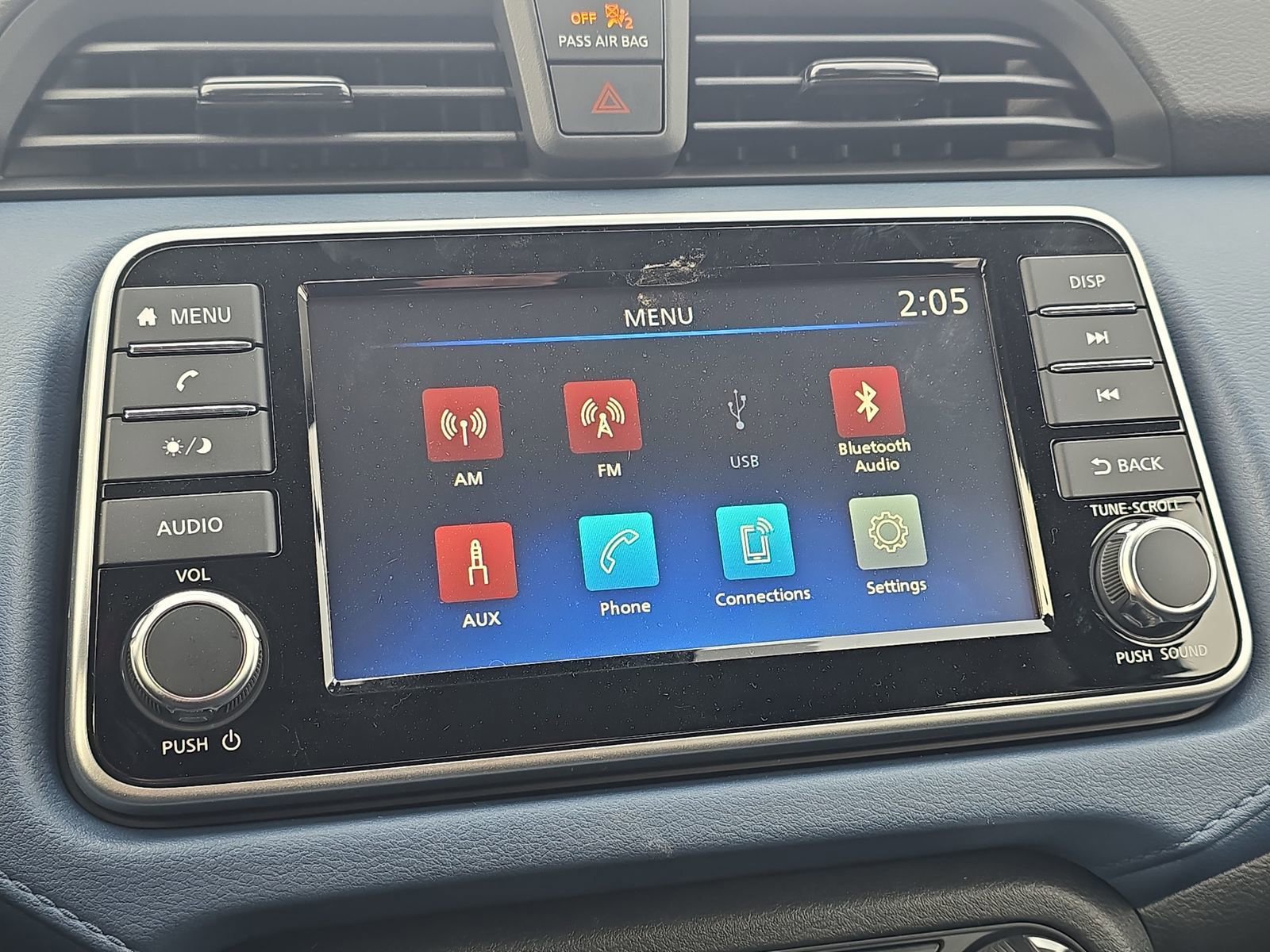 New 2025 Nissan Versa SV w/ Trunk Package image 20