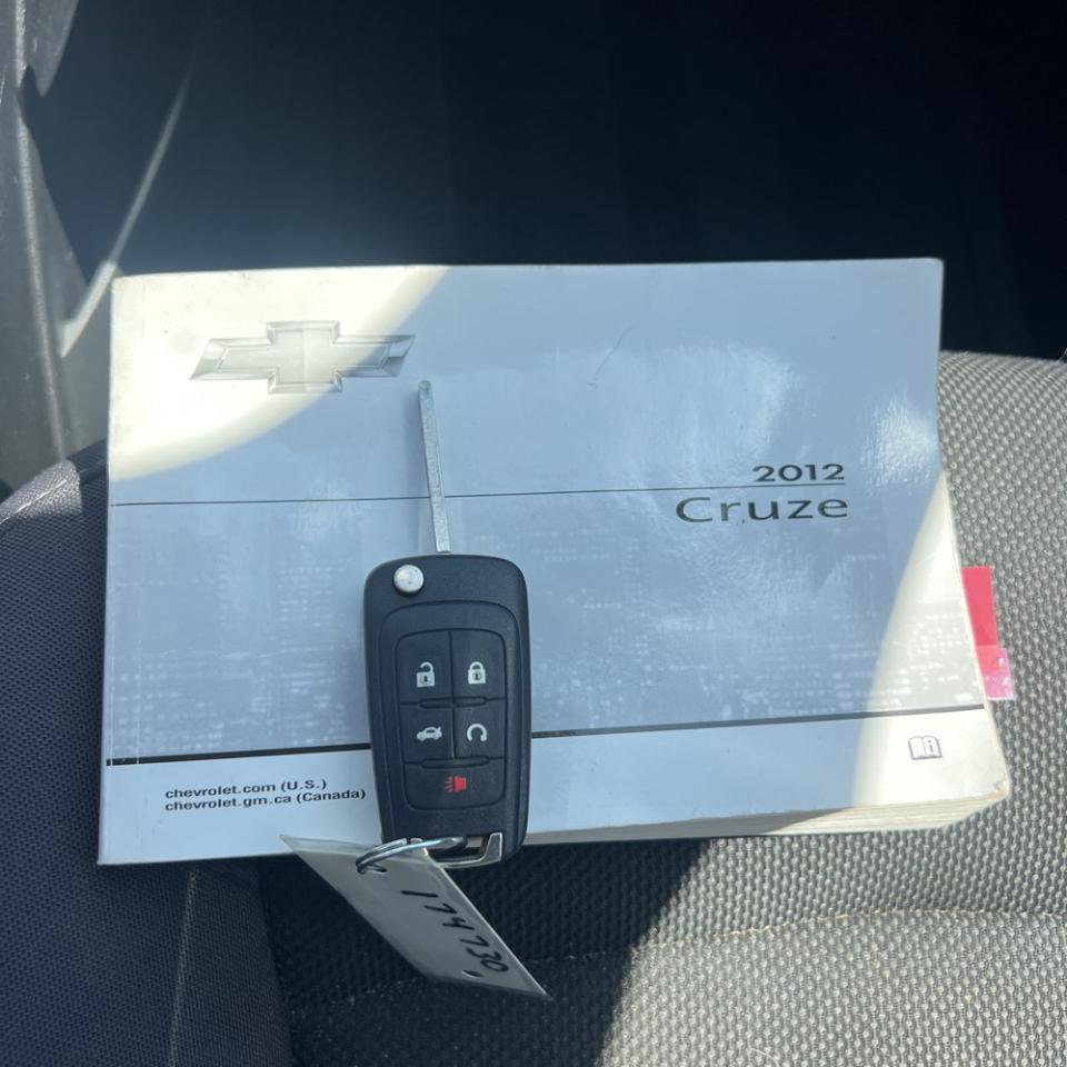 Used 2012 Chevrolet Cruze LT w/ All-Star Edition FWD image 28