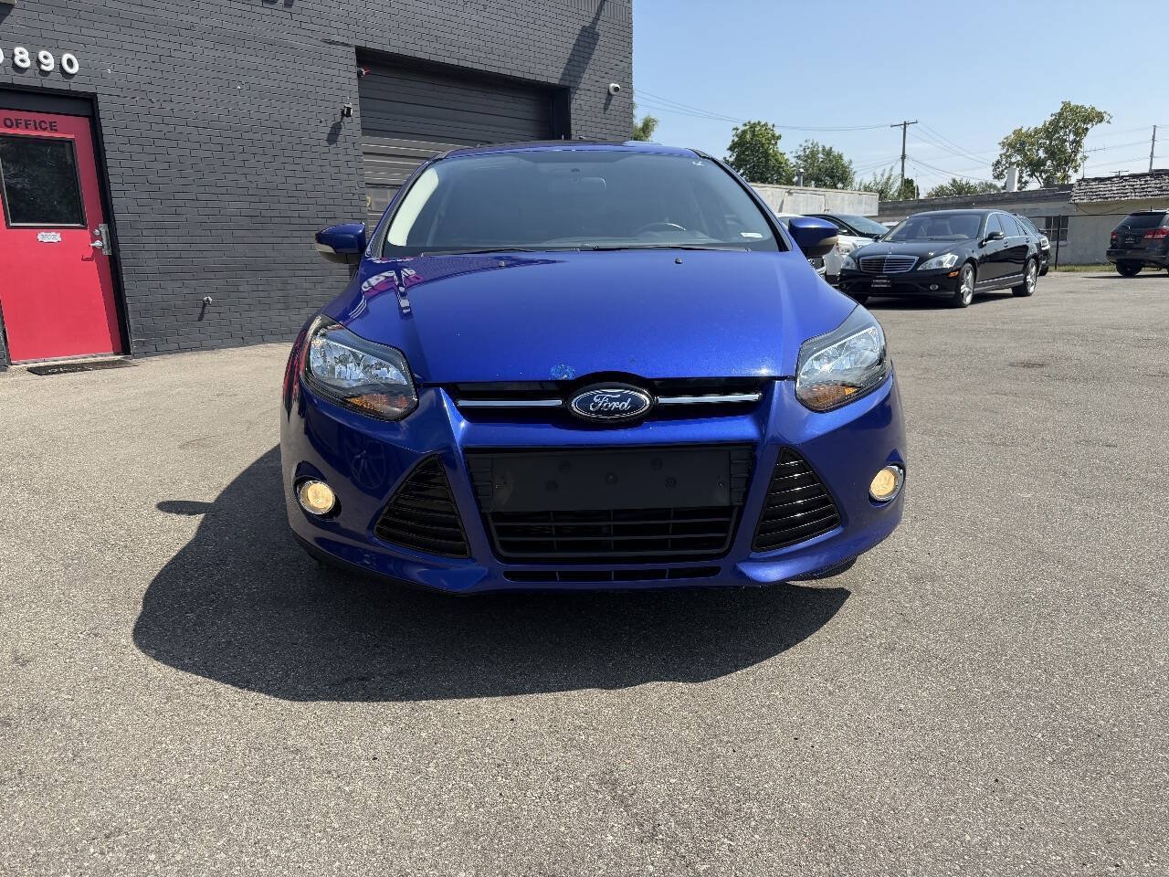 Used 2014 Ford Focus Titanium FWD image 2