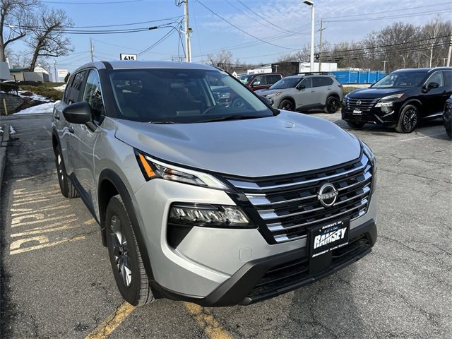 Certified 2025 Nissan Rogue S image 2