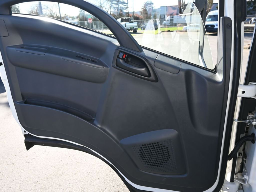 Used 2024 Isuzu NPR image 15