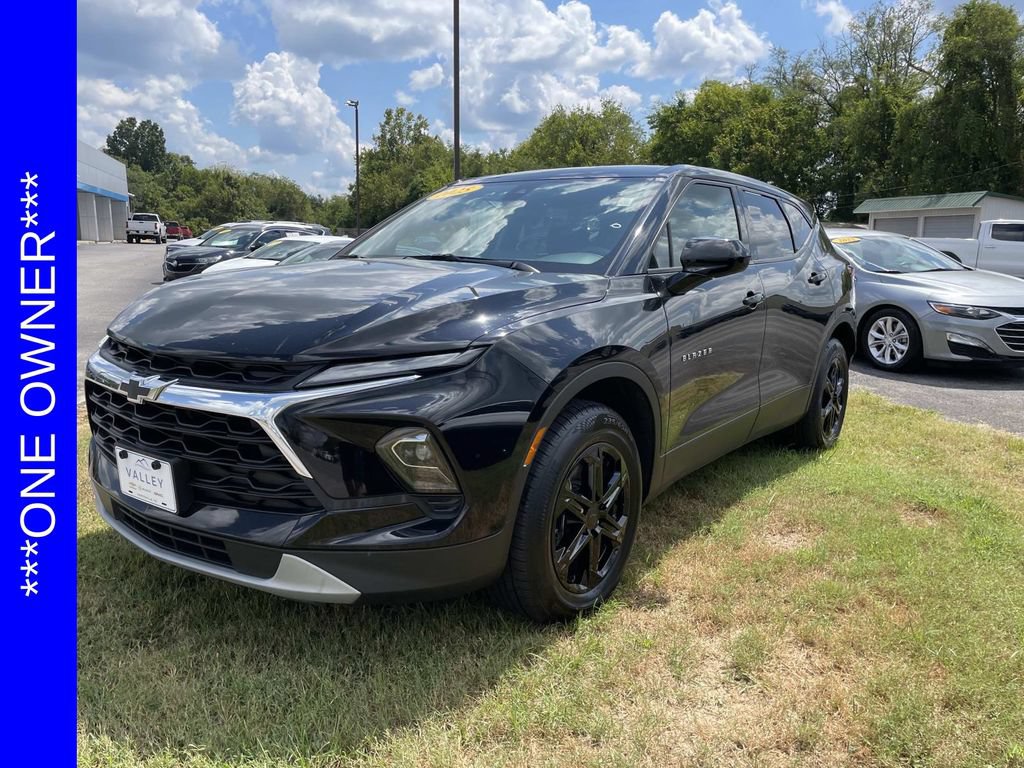 Used 2025 Chevrolet Blazer LT FWD image 10