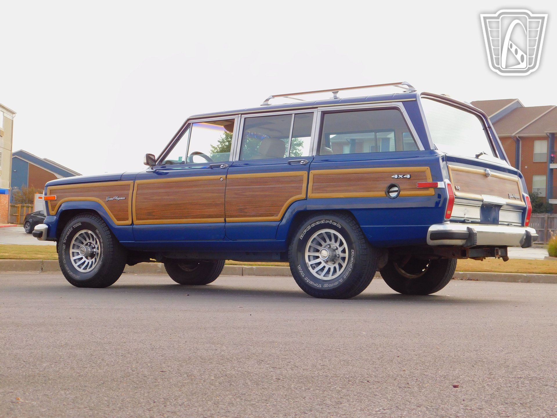 Used 1989 Jeep Grand Wagoneer AWD/4WD image 14
