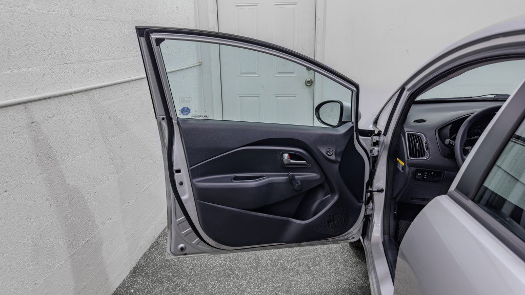 Used 2016 Kia Rio LX image 10