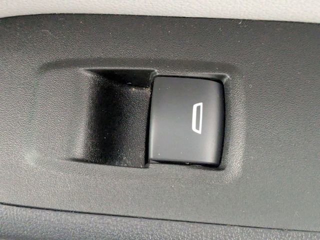 Used 2023 Chevrolet Equinox LT w/ Driver Convenience Package image 35