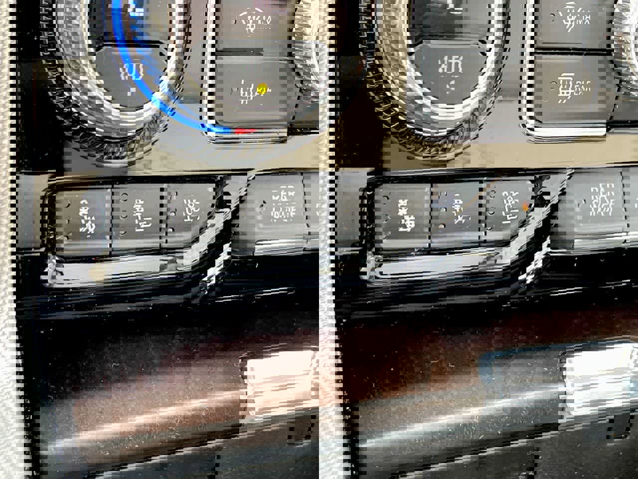 Used 2021 GMC Yukon XL Denali w/ Denali Ultimate Package image 26