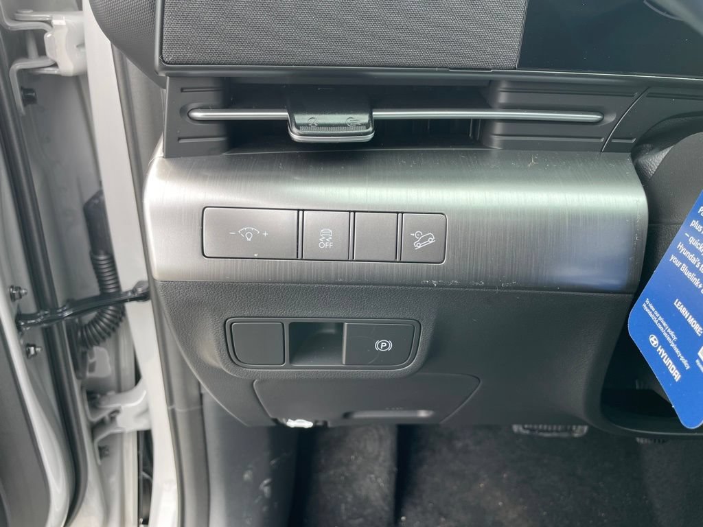New 2026 Hyundai Kona SEL Premium FWD image 12
