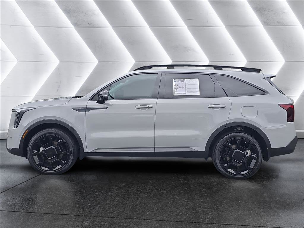 Used 2025 Kia Sorento X-Line EX image 2