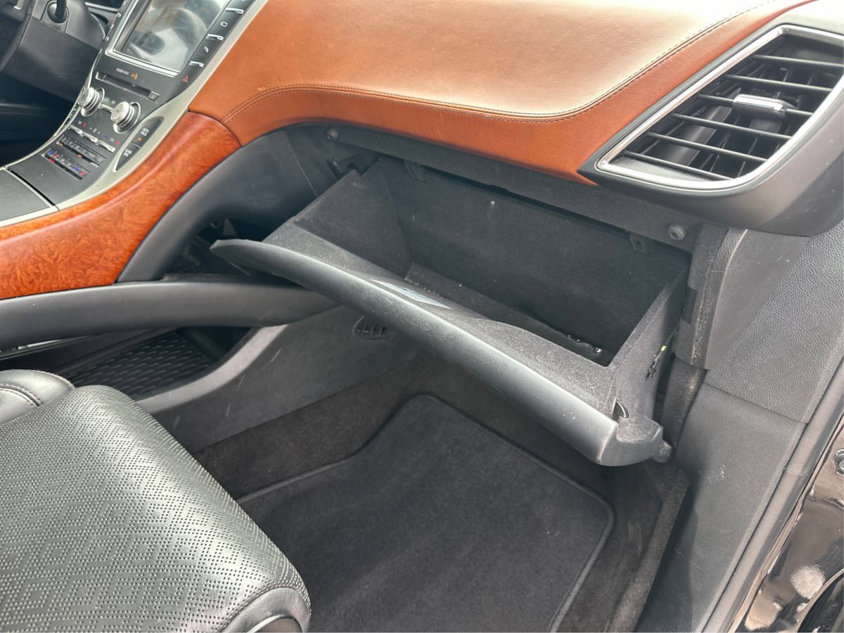 Used 2019 Lincoln Nautilus Black Label AWD/4WD image 32