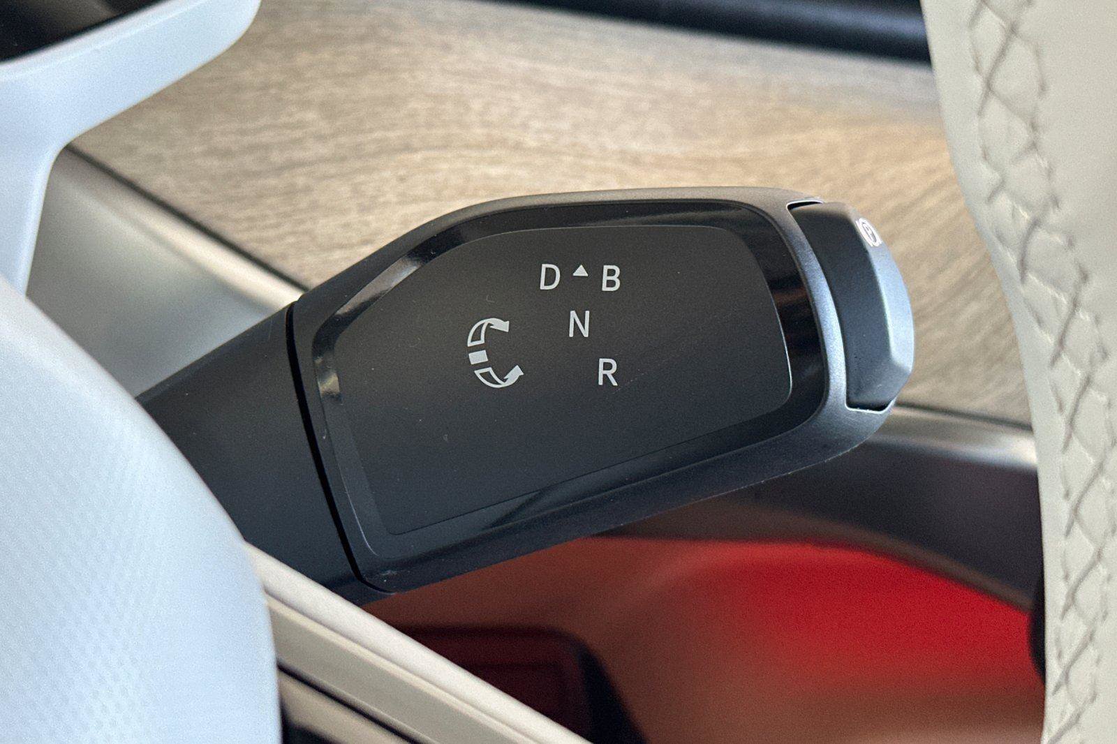 New 2025 Volkswagen ID. Buzz Pro S Plus image 22