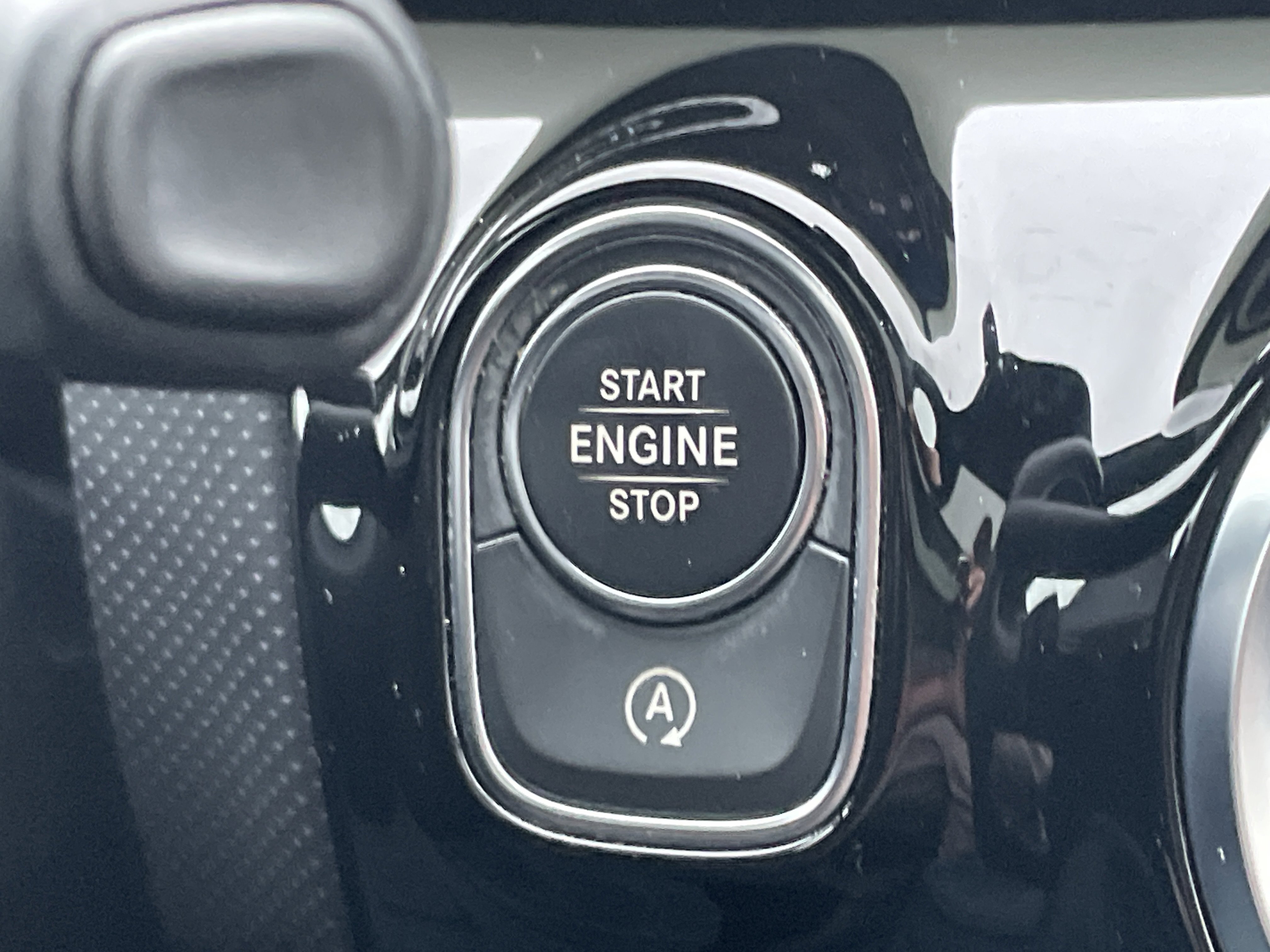 Certified 2022 Mercedes-Benz A 220 image 28