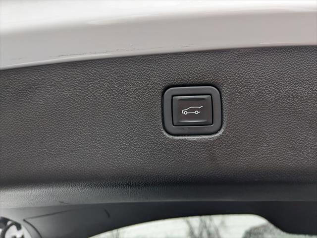 Used 2023 Chevrolet Blazer LT w/ Convenience Package image 14