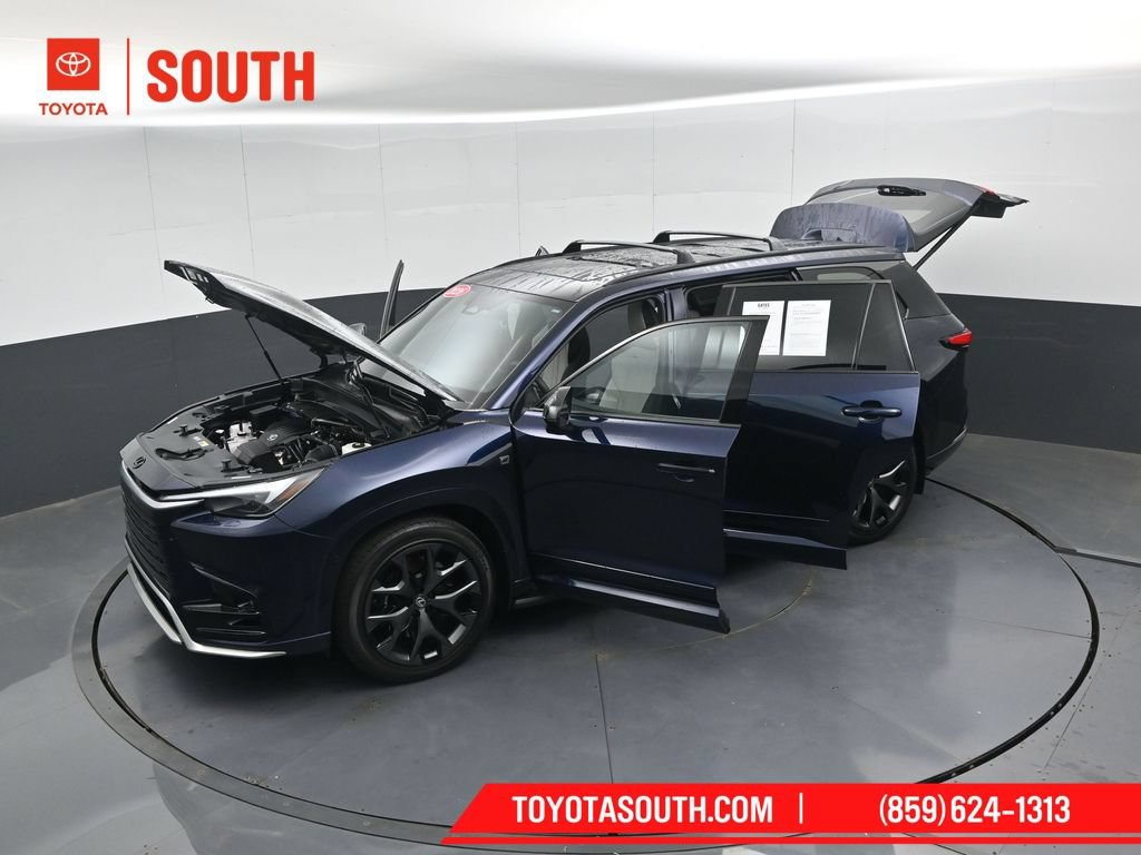 Used 2026 Lexus TX 500h AWD w/ Technology Package image 60