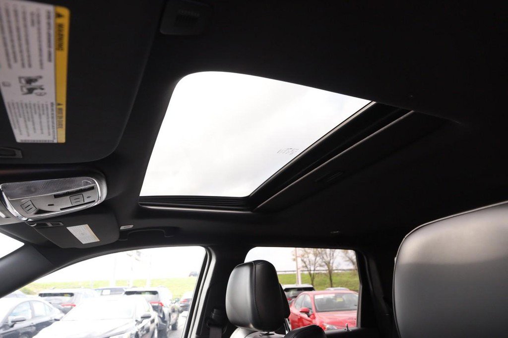 Used 2020 Jeep Grand Cherokee Altitude RWD image 8