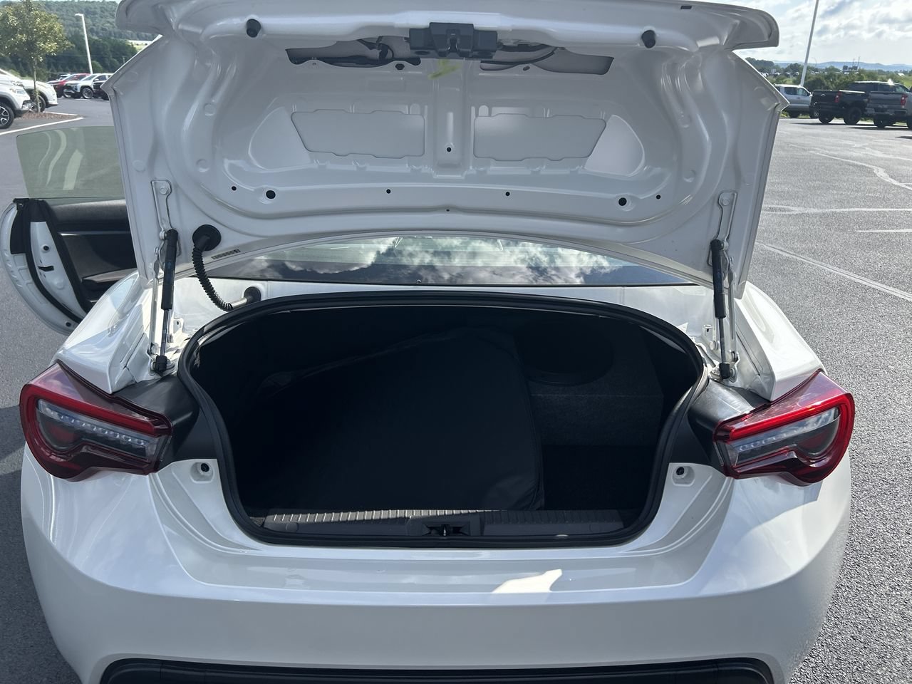 Used 2013 Scion FR-S RWD image 10