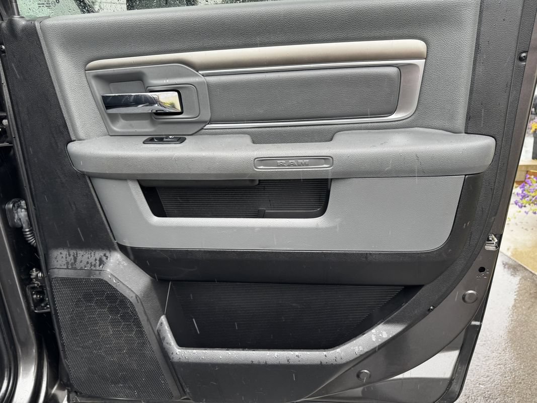 Used 2017 RAM 2500 Big Horn AWD/4WD image 33