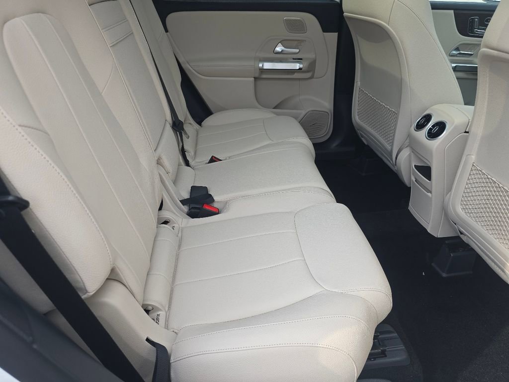 New 2026 Mercedes-Benz GLB 250 4MATIC image 20