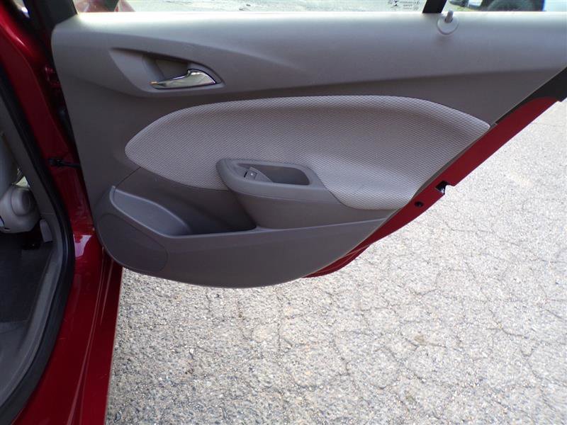 Used 2017 Chevrolet Cruze LT FWD image 25