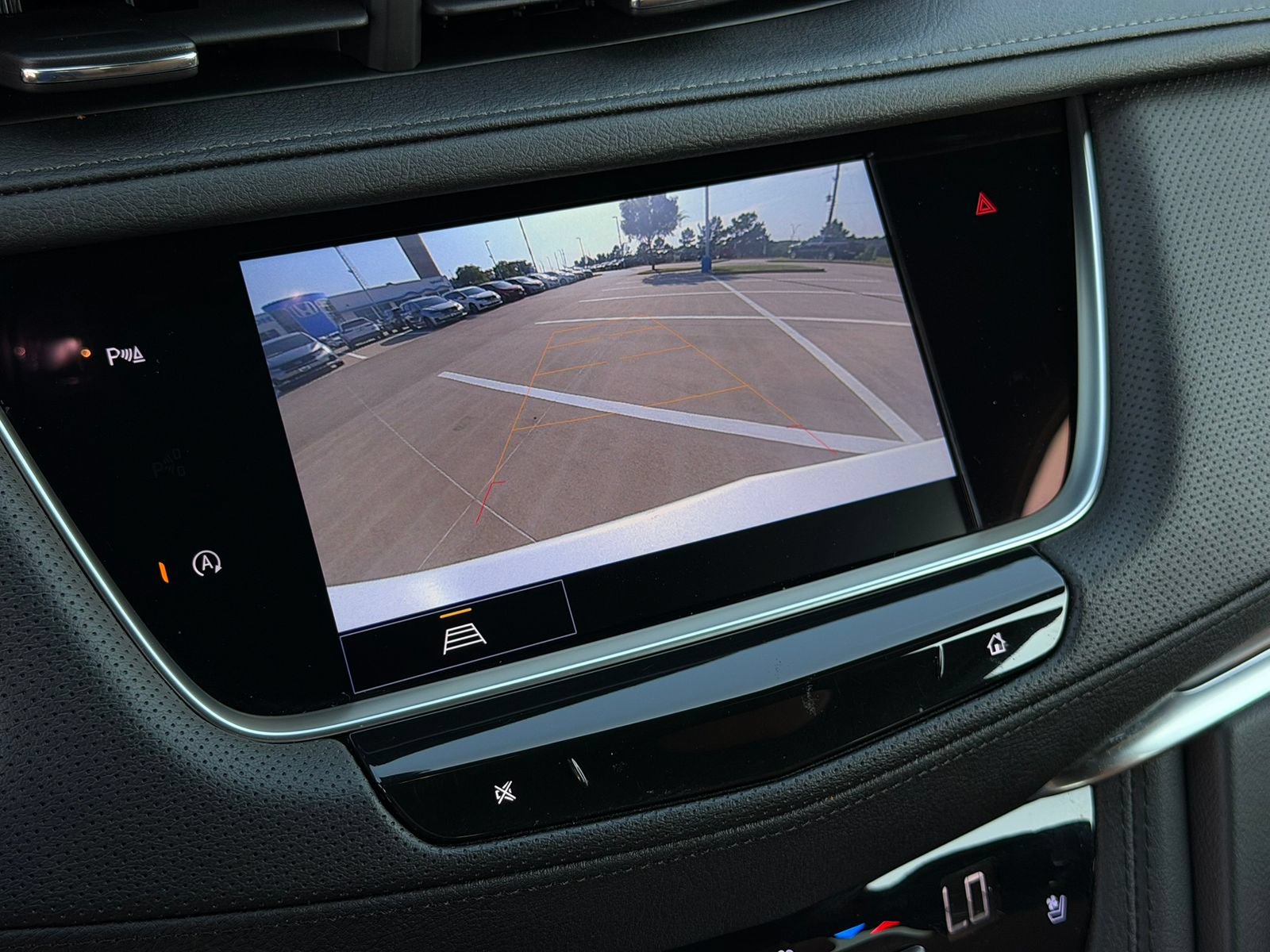 Used 2023 Cadillac XT5 Premium Luxury FWD image 16
