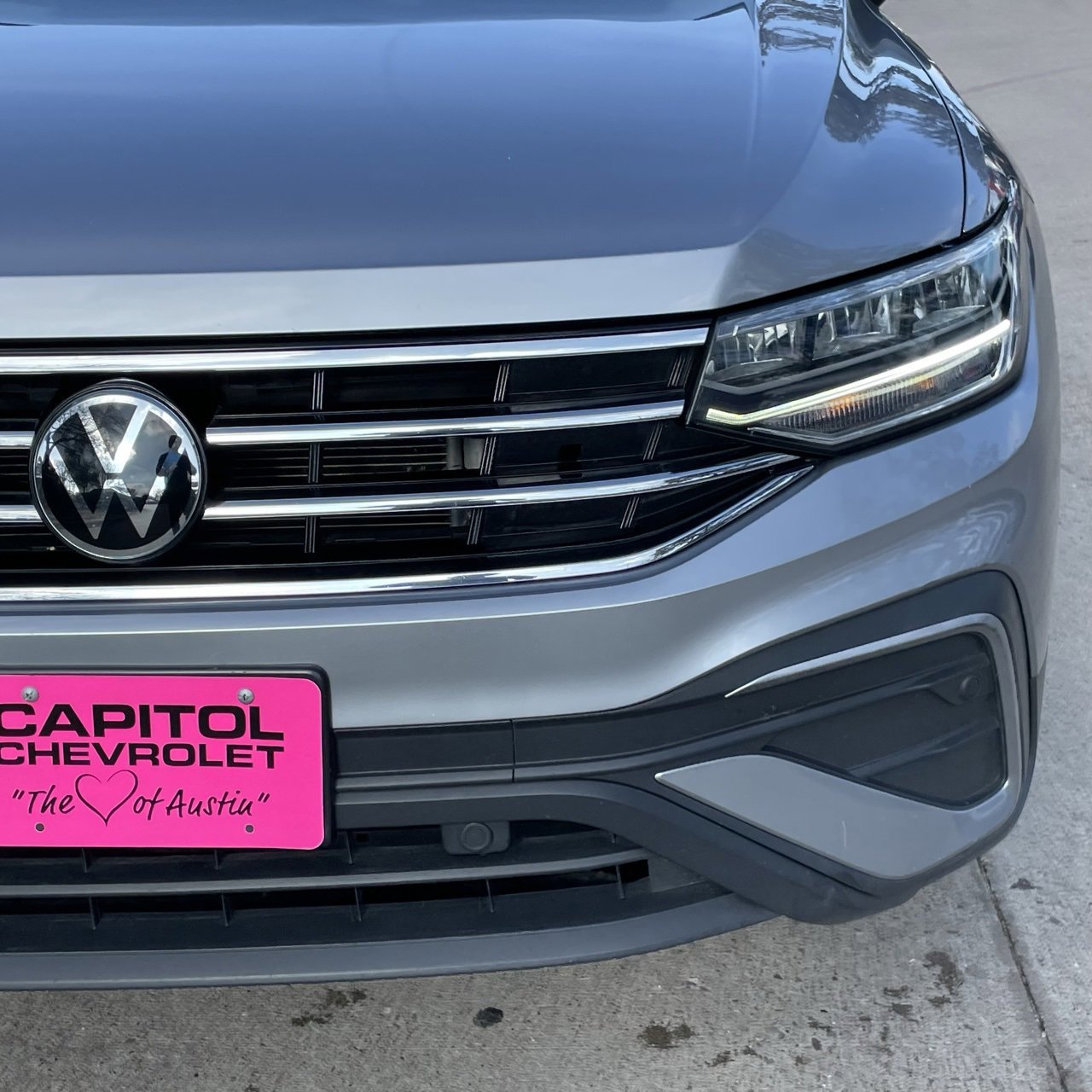 Used 2024 Volkswagen Tiguan SE image 7