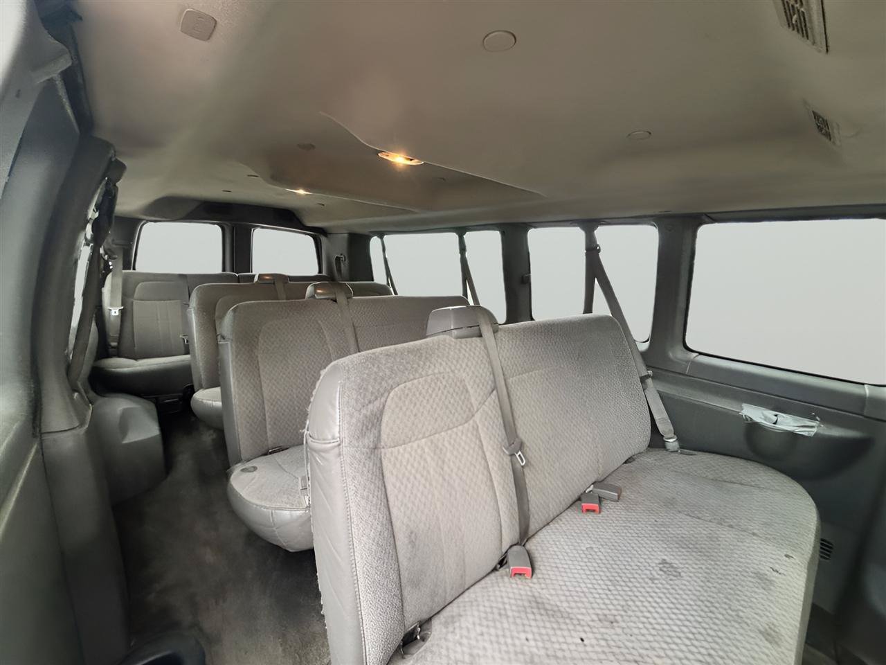 Used 2016 Chevrolet Express 3500 LT w/ LT Preferred Equipment Group RWD image 19