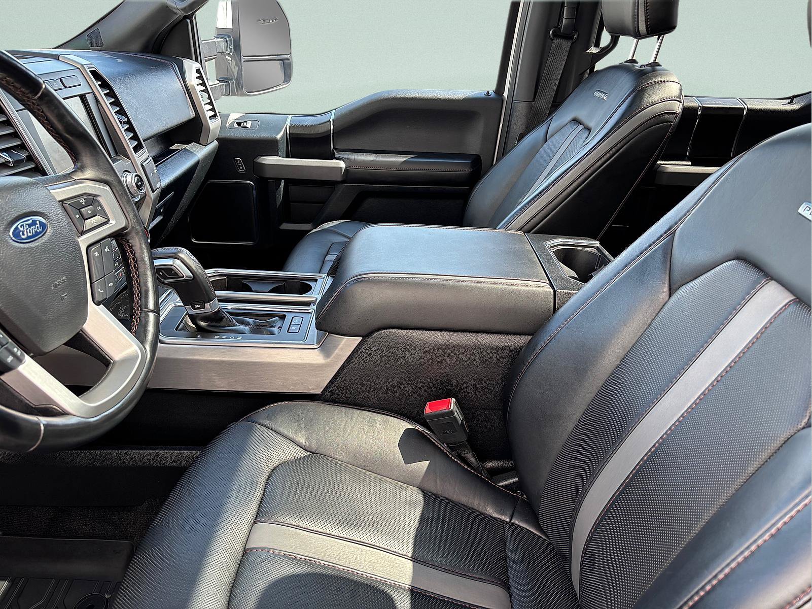 Used 2018 Ford F150 Platinum w/ Equipment Group 701A Luxury AWD/4WD image 16