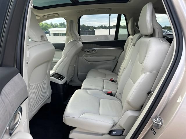 Certified 2025 Volvo XC90 T8 Plus w/ Protection Package AWD/4WD image 14