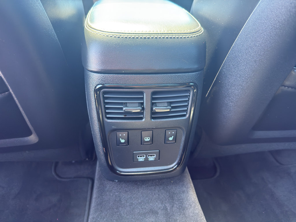 Used 2018 Chrysler 300 S w/ 300S Premium Group AWD/4WD image 33