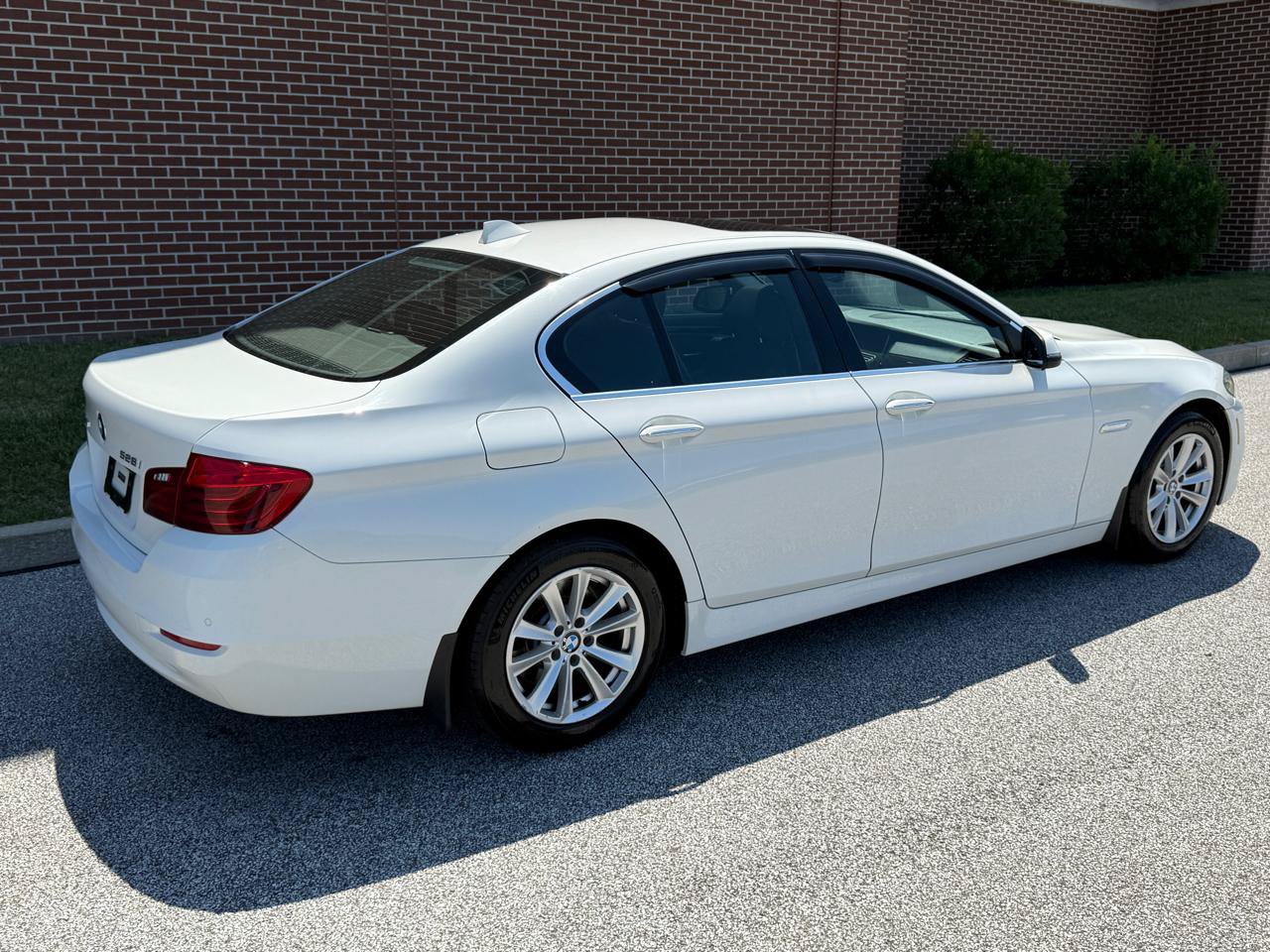 Used 2015 BMW 528i xDrive Sedan AWD/4WD image 13