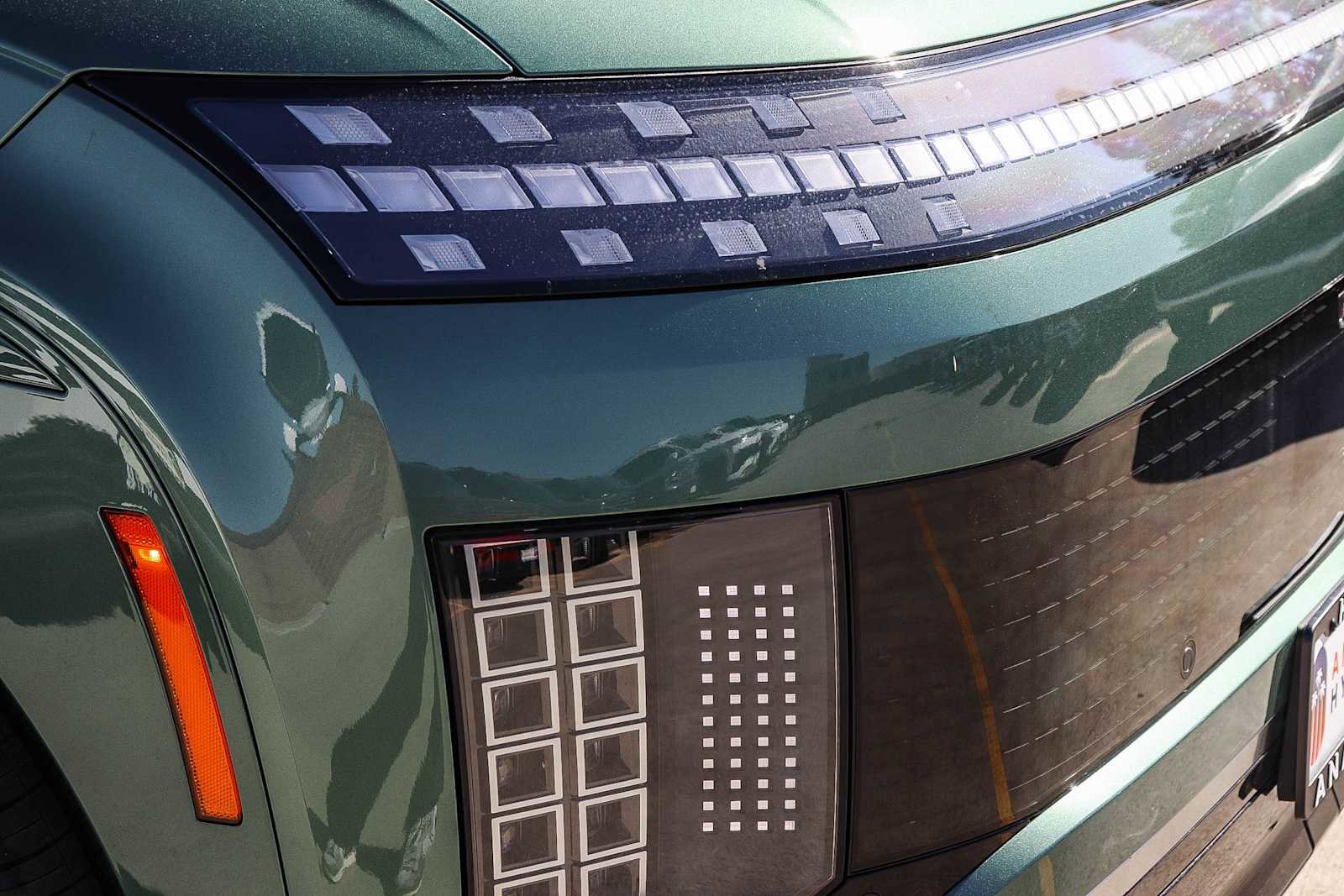 New 2026 Hyundai Ioniq 9 Calligraphy image 4