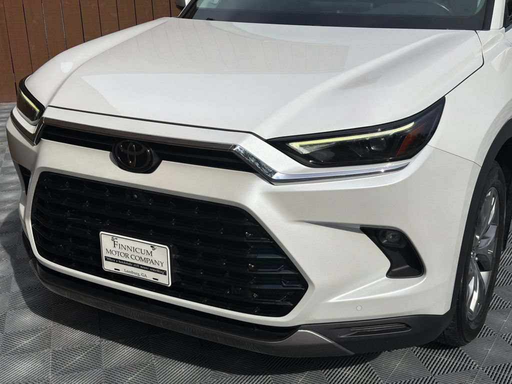 Used 2024 Toyota Grand Highlander FWD image 20