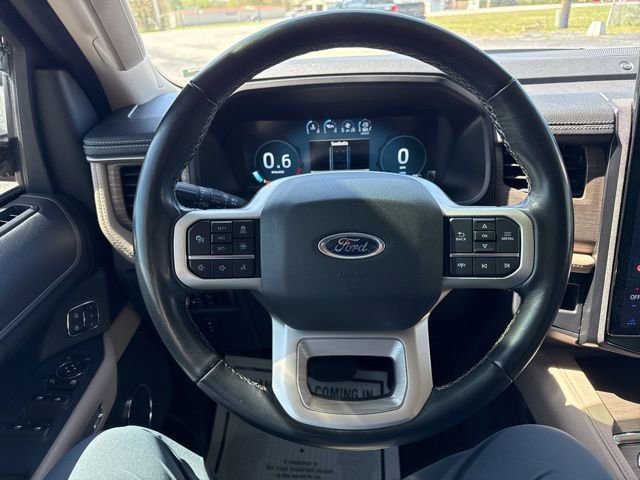 Used 2022 Ford Expedition Max Limited AWD/4WD image 11