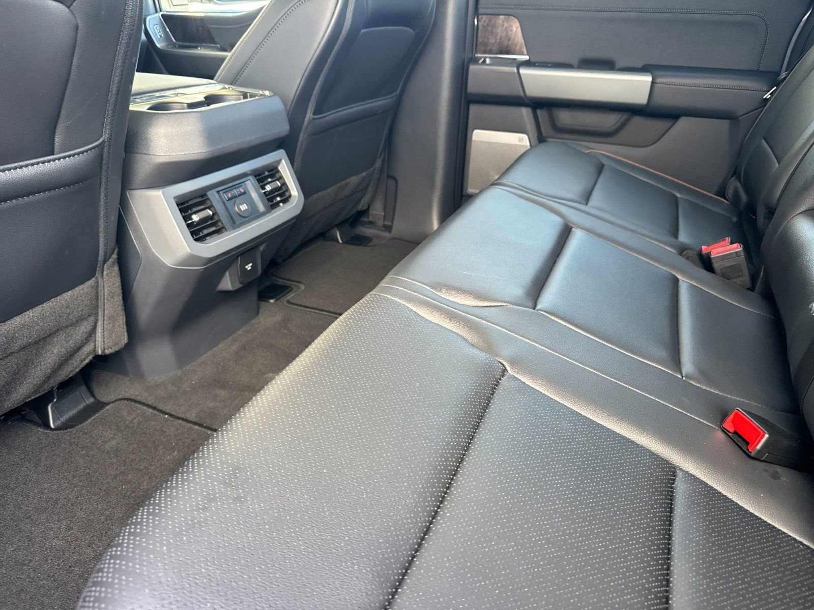 New 2026 Ford F250 Lariat w/ Tremor Off-Road Package image 12